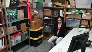 Xxxbipvidio - Skinny Thief Bobbi Dylan Takes Cock In Office tube porn video
