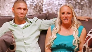Pasangan menikah mencari pasangan threesome di Vegas