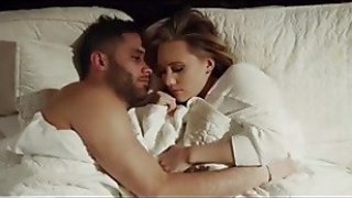 He couldn t resist when she bent overuuiz
