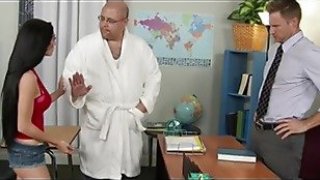 Horny college coed prefers hands on instructionrl4x