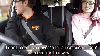 Gadis Amerika sangat panas Chloe Carter anal bercinta di dalam mobil