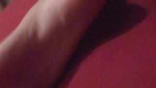 Jari sayang pirang pirang mengantuk Slutty meniduri anusnya kemudian menikmati anal fucking intens