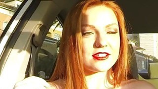 Redhead sayang Farrah Flower pussy hancur